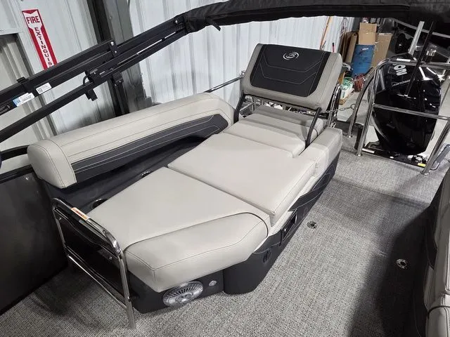 Slide: The Image of Barletta Cabrio 22M 2026 - 10