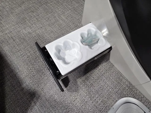 Slide: The Image of Barletta Cabrio 22M 2026 - 28