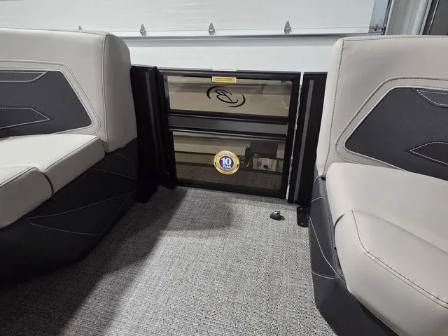 Slide: The Image of Barletta Cabrio 22M 2026 - 34