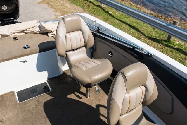 Slide: The Image of Ranger Reata 1850LS 2013 - 14