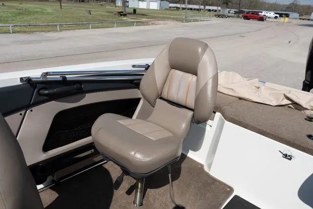 Slide: The Image of Ranger Reata 1850LS 2013 - 15