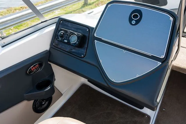 Slide: The Image of Ranger Reata 1850LS 2013 - 9