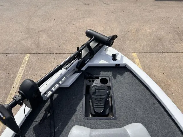 Slide: The Image of Avid 18 XB 2022 - 11