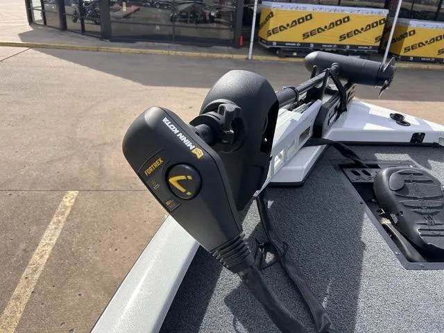 Slide: The Image of Avid 18 XB 2022 - 12