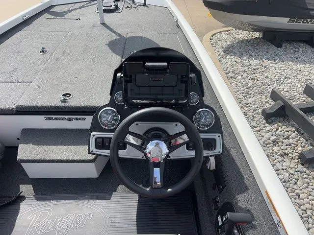 Slide: The Image of Ranger RT188 2018 - 8