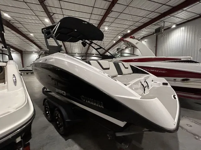 Slide: The Image of Yamaha AR250 2022 - 7