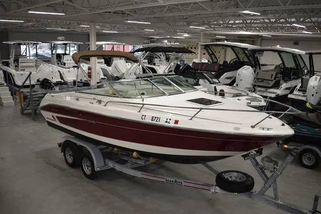 Slide: The Image of Sea Ray 220 Overnighter 1995 - 13