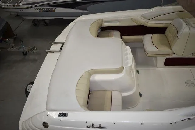 Slide: The Image of Sea Ray 220 Overnighter 1995 - 19