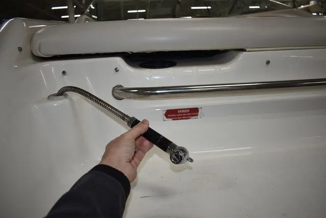 Slide: The Image of Sea Ray 220 Overnighter 1995 - 32