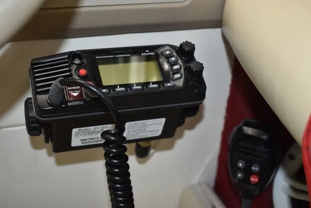 Slide: The Image of Sea Ray 220 Overnighter 1995 - 55