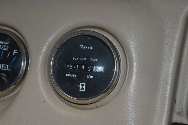 Slide: The Image of Sea Ray 220 Overnighter 1995 - 59