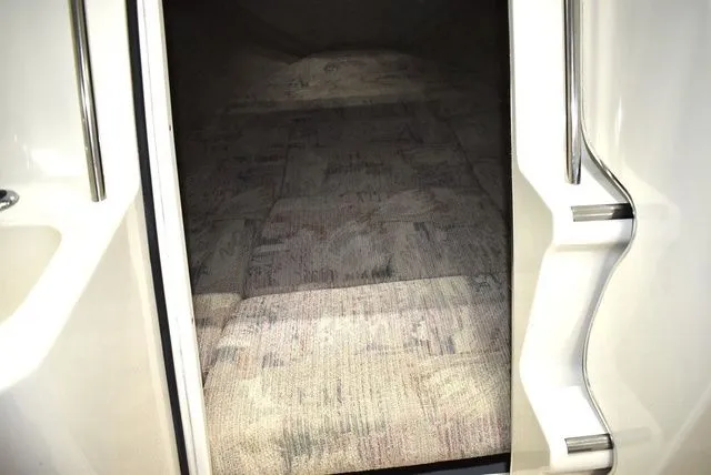 Slide: The Image of Sea Ray 220 Overnighter 1995 - 73