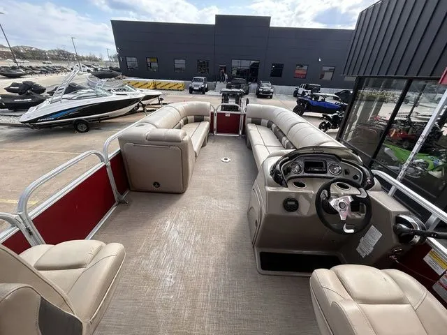 Slide: The Image of Sun Tracker Party Barge 24 DLX 2021 - 17