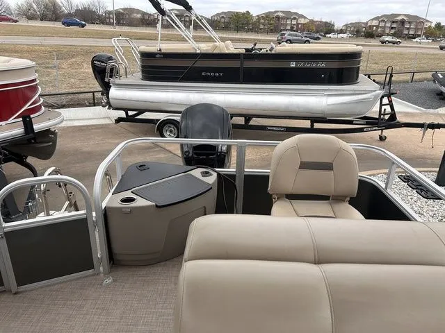 Slide: The Image of Sun Tracker Fishin' Barge 20 DLX 2023 - 20