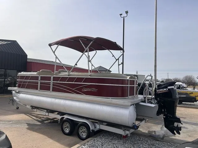 Slide: The Image of Silver Wave 230 Island CL 2017 - 4