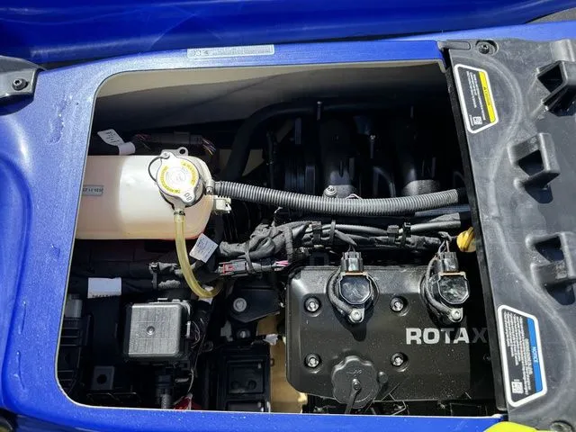 Slide: The Image of Sea-Doo Wake 2021 - 18