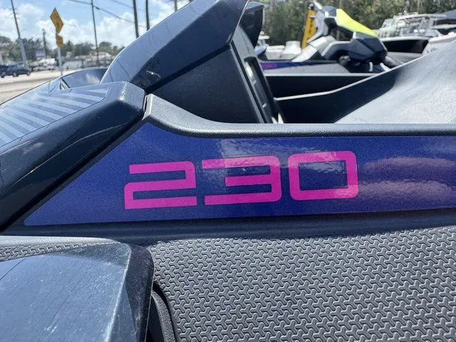 Slide: The Image of Sea-Doo Wake 2021 - 9