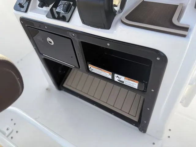 Slide: The Image of Yamaha 252 FSH Sport 2026 - 19