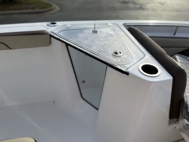 Slide: The Image of Yamaha 252 FSH Sport 2026 - 25