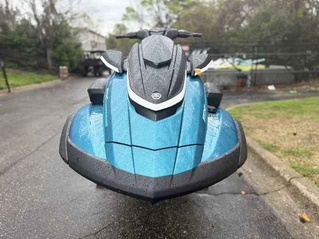 Slide: The Image of Yamaha FX Cruiser SVHO 2026 - 3