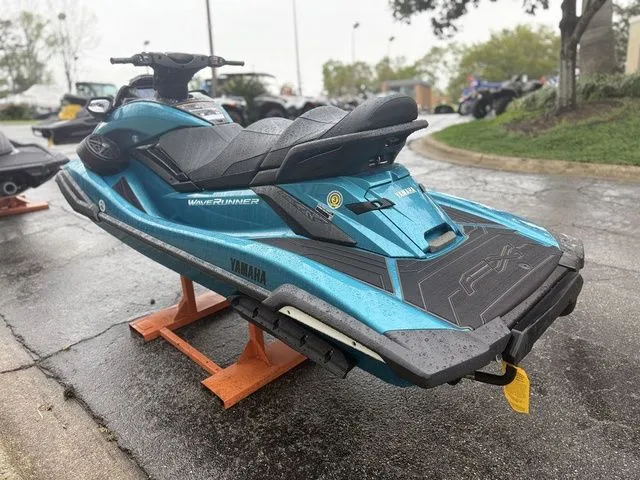 Slide: The Image of Yamaha FX Cruiser SVHO 2026 - 6