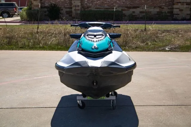 Slide: The Image of Sea-Doo GTI 2020 - 3
