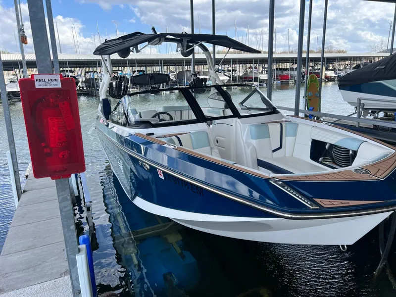 Slide: The Image of Nautique G25 2019 - 3