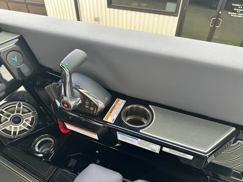 Slide: The Image of Revel RS25L 2026 - 45