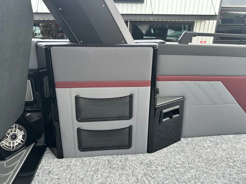 Slide: The Image of Revel RS25L 2026 - 47