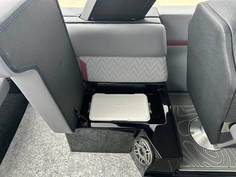 Slide: The Image of Revel RS25L 2026 - 50