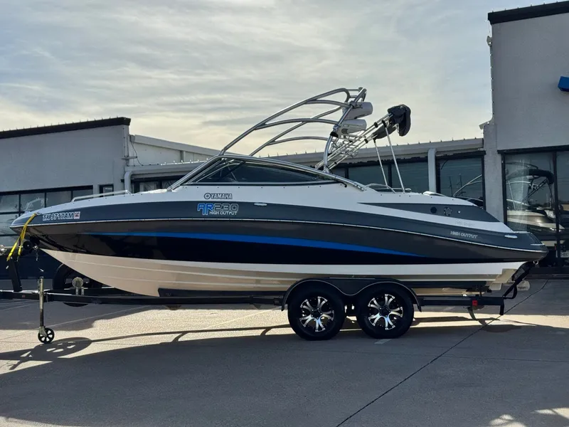 The Image of Yamaha 2007 - 1