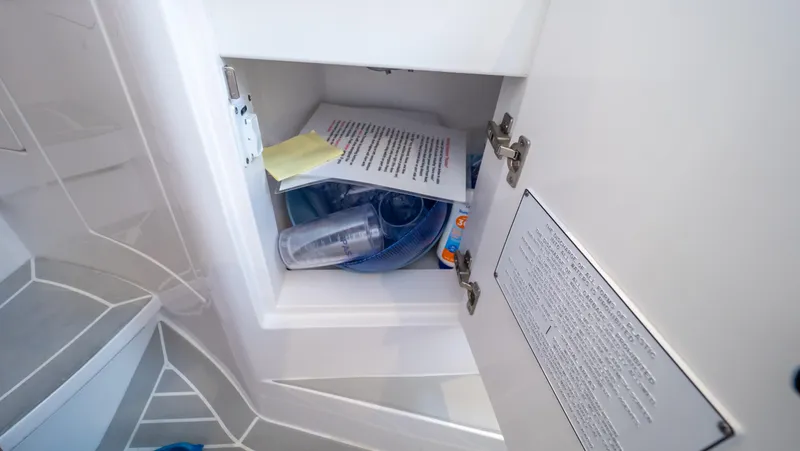 Slide: The Image of Intrepid 345 Valor 2022 - 130