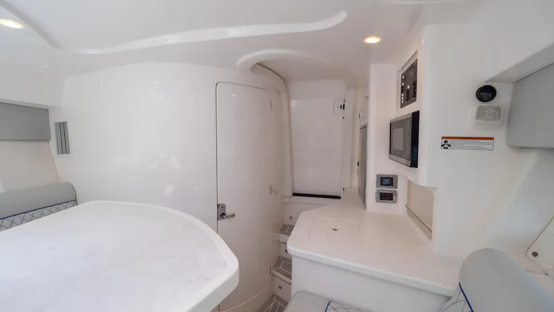 Slide: The Image of Intrepid 345 Valor 2022 - 133