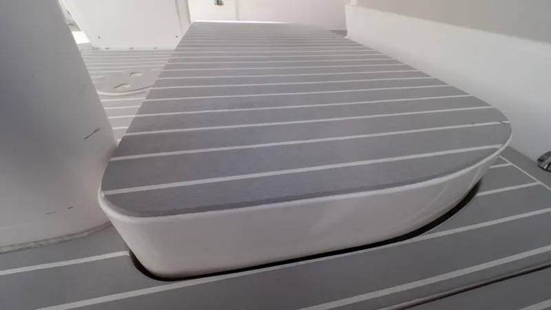 Slide: The Image of Intrepid 345 Valor 2022 - 150