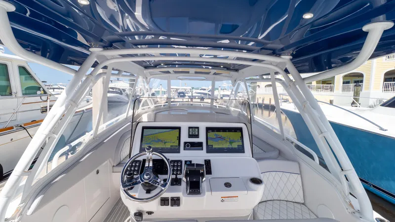 Slide: The Image of Intrepid 345 Valor 2022 - 70