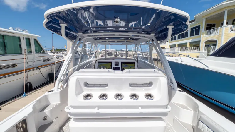 Slide: The Image of Intrepid 345 Valor 2022 - 71