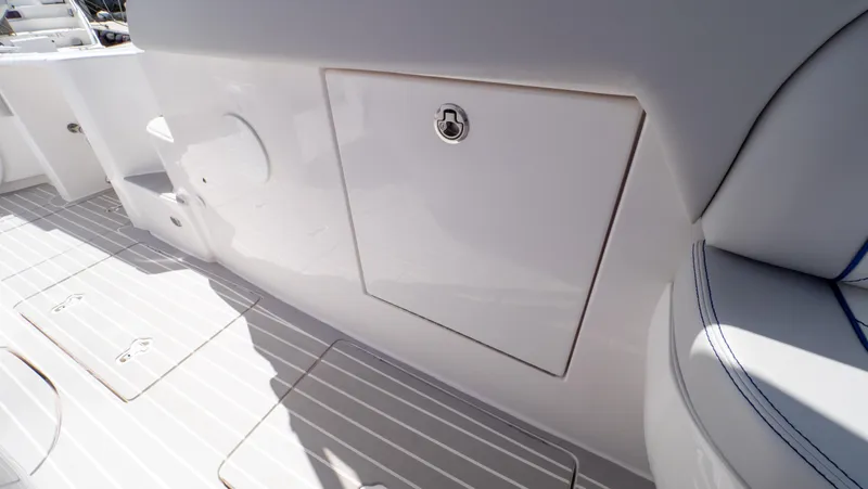 Slide: The Image of Intrepid 345 Valor 2022 - 85