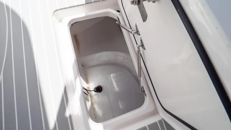 Slide: The Image of Intrepid 345 Valor 2022 - 86