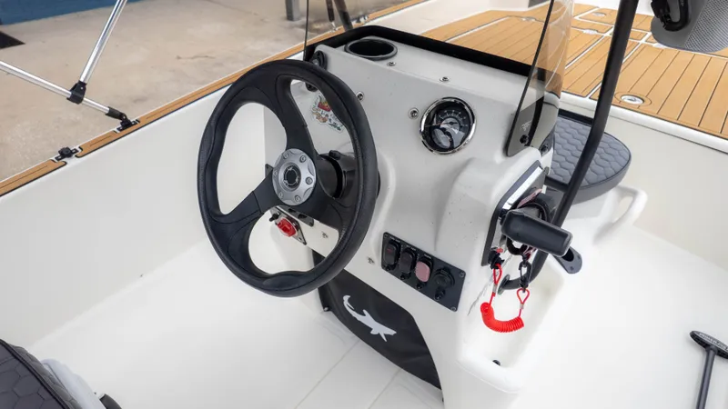 Slide: The Image of Mako Pro Skiff 17 CC 2023 - 11