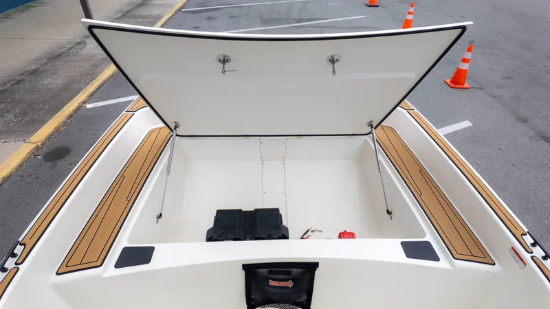 Slide: The Image of Mako Pro Skiff 17 CC 2023 - 15