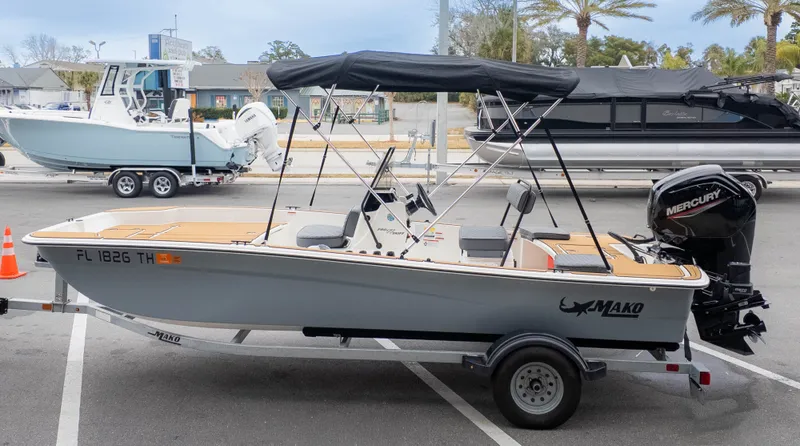 Slide: The Image of Mako Pro Skiff 17 CC 2023 - 3