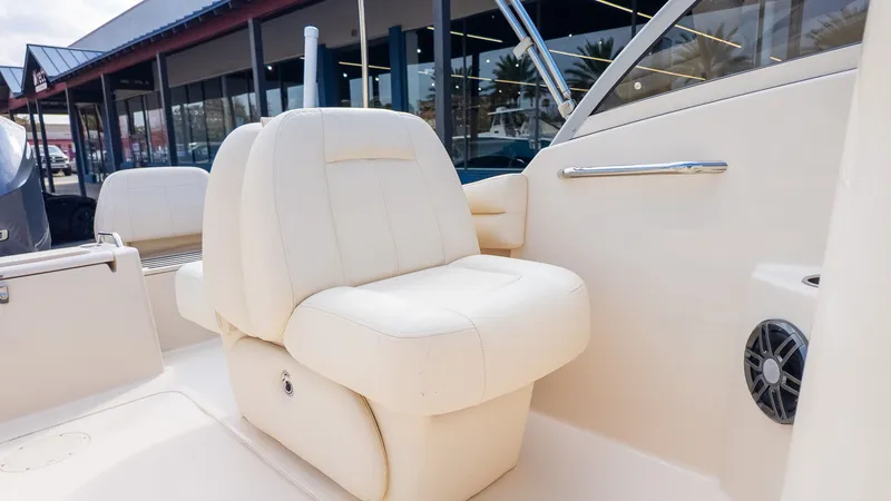 Slide: The Image of Grady-White Freedom 215 2023 - 12