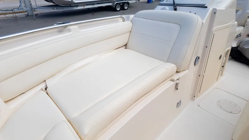 Slide: The Image of Grady-White Freedom 215 2023 - 18