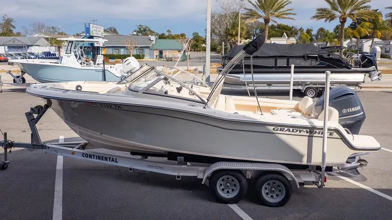 Slide: The Image of Grady-White Freedom 215 2023 - 3