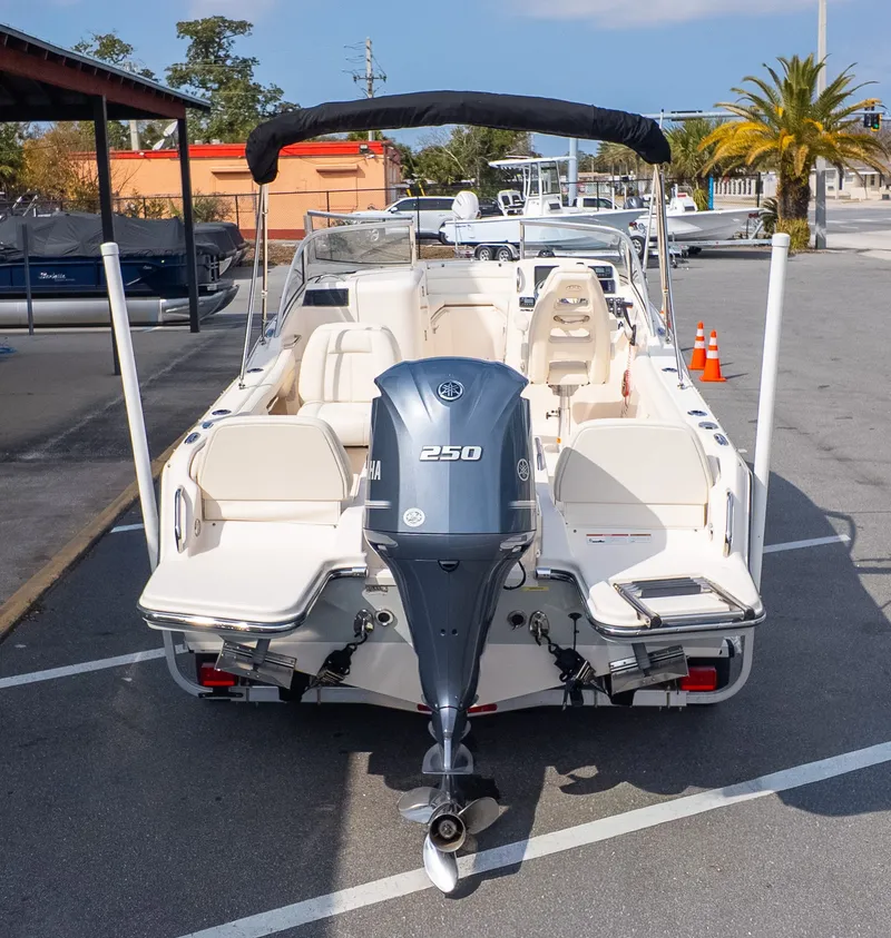 Slide: The Image of Grady-White Freedom 215 2023 - 4