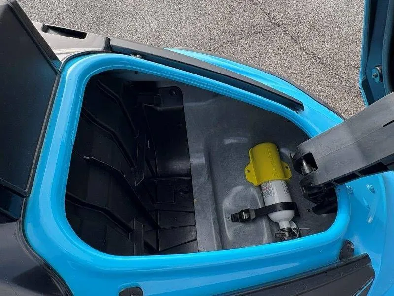 Slide: The Image of Yamaha VX Cruiser 2024 - 27