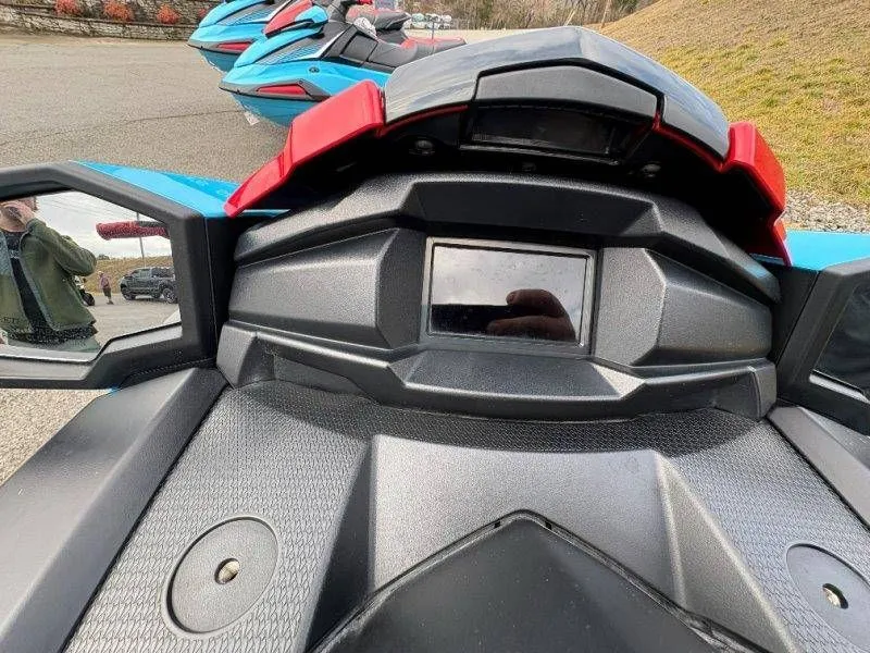 Slide: The Image of Yamaha VX Cruiser 2024 - 12