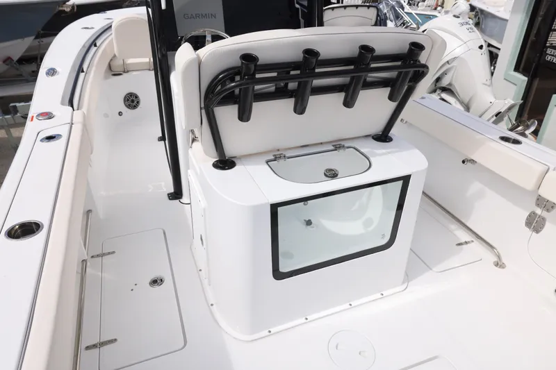Slide: The Image of Interior view of Sea Hunt Gamefish 25 boat, year 2026. - 4