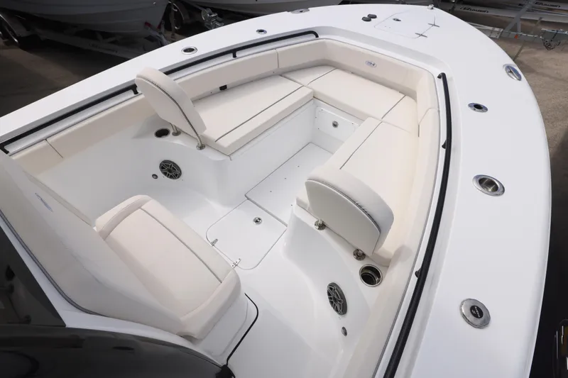 Slide: The Image of Interior view of Sea Hunt Gamefish 25 boat, year 2026. - 7