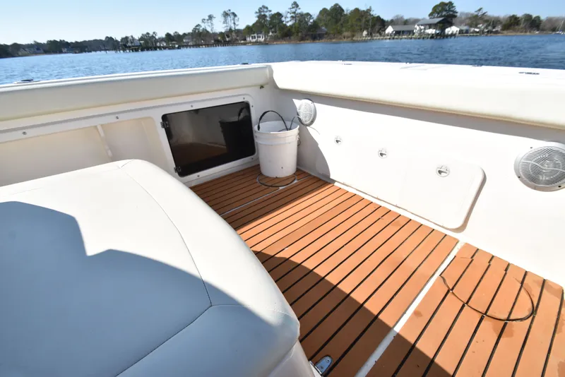 Slide: The Image of Shamrock 246 Adventurer 2007 - 12